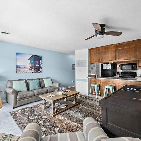 Salty Air Retreat Apartment Myrtle Beach Exterior foto