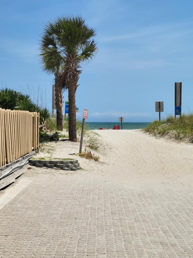 Salty Air Retreat Apartment Myrtle Beach Exterior foto