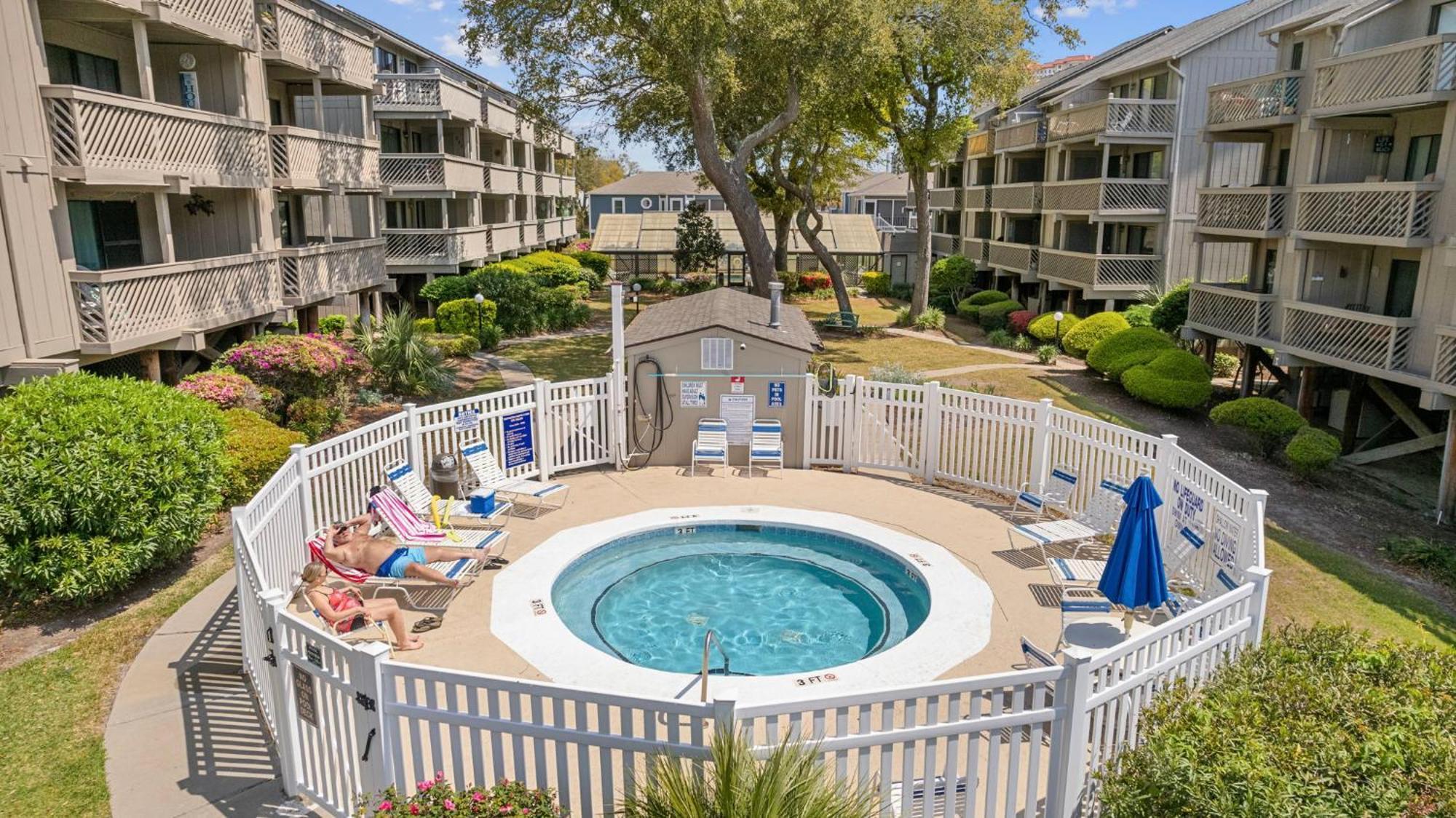 Salty Air Retreat Apartment Myrtle Beach Exterior foto